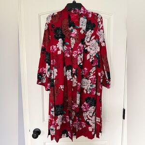 EUC Jennifer Lopez floral duster sz XS